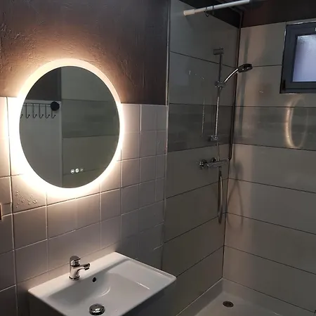 Apartment Les Souchottes, Charmante Maisonnette Bulligny