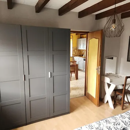 Les Souchottes, Charmante Maisonnette