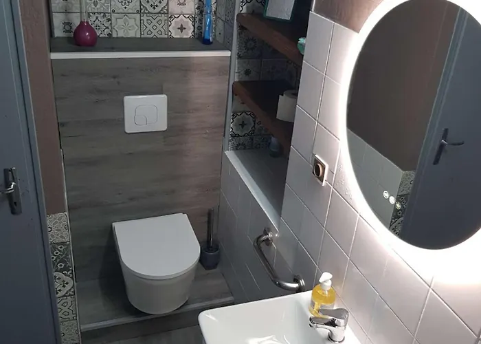 Les Souchottes, Charmante Maisonnette Appartement *